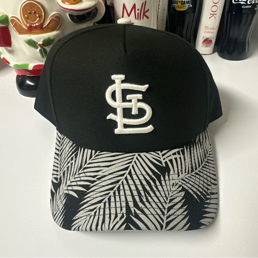 St Louis Cardinals Tropical Theme Mitchell & Ness Snap Back Hat New